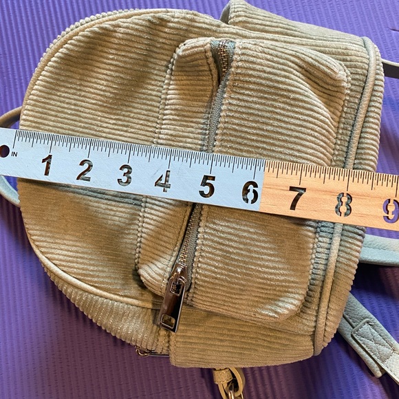 Pocket front corduroy mini backpack - Picture 9 of 10